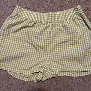 Aritzia/Sunday best green gingham shorts
